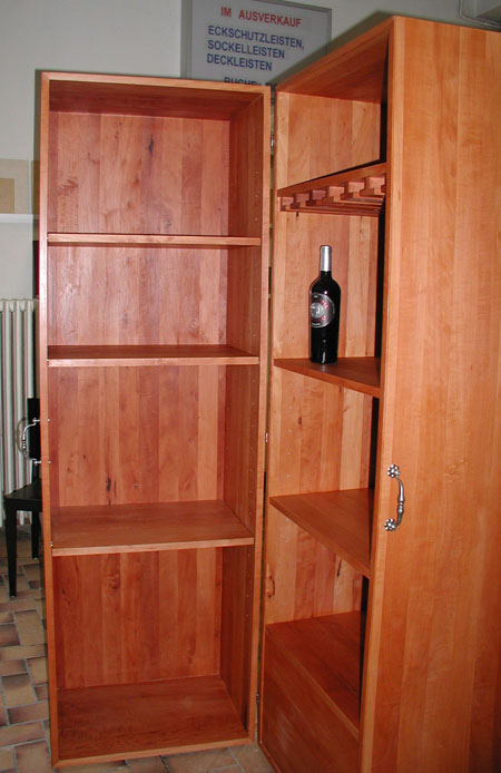 Birnbaumschrank für Bar